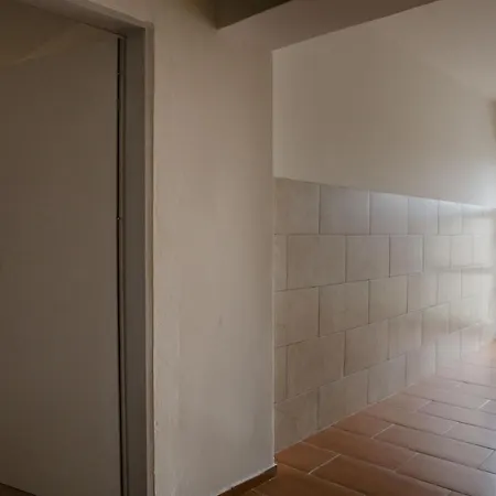 Large 3-Bedroom Apartment On Main Square With Free Parking Žacléř